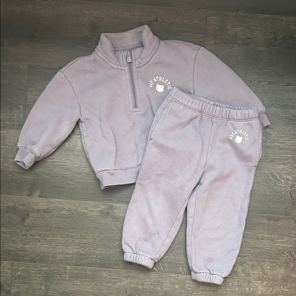 GAP Kids Lavender Sweatpants & Joggers Set